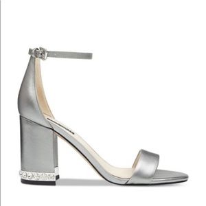 Nine West sz9 Abigail sandals 3-1/2 NWT